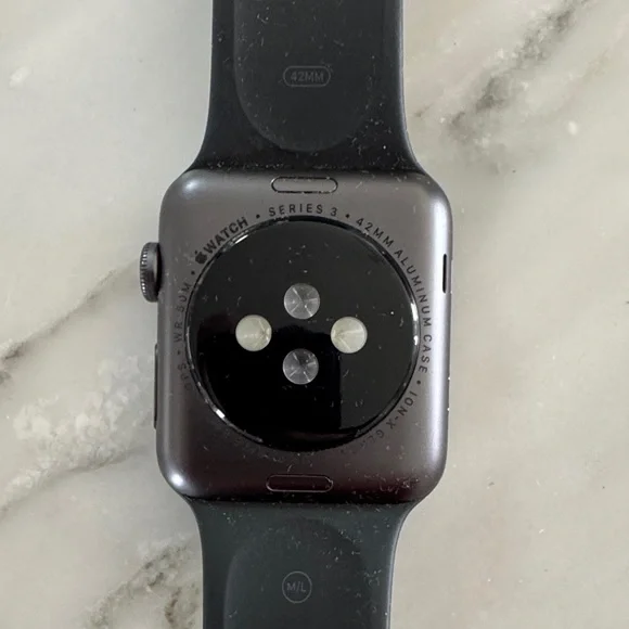 Apple Midnight Black Smartwatch - Picture 4 of 5